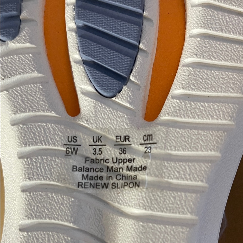 Ryka women’s Blue Athletic Shoes NWT - Picture 6 of 6